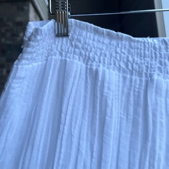 🆕 Guess White Boho Asymmetrical Midi Skirt Lace Trim Crinkle Wrap Style Size XL - Picture 11 of 17